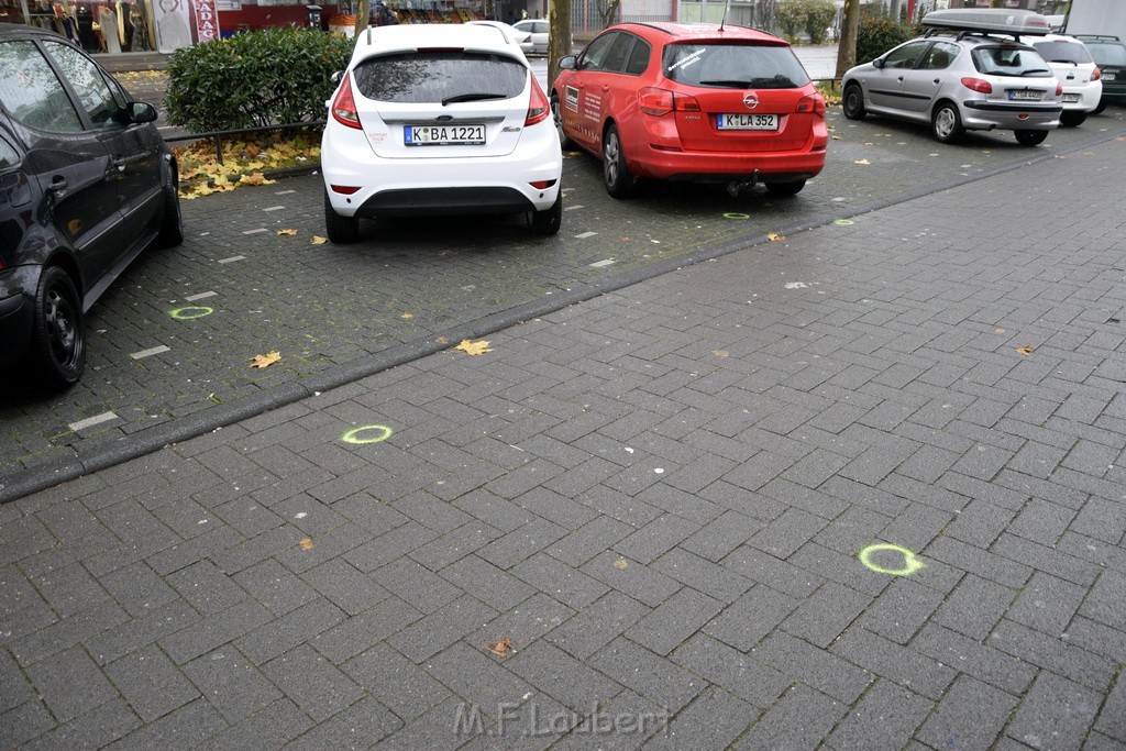 Schussabgaben Koeln Ostheim Frankfurterstr P10.JPG - Miklos Laubert